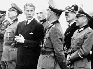 Вернер фон Браун с офицерами вермахта